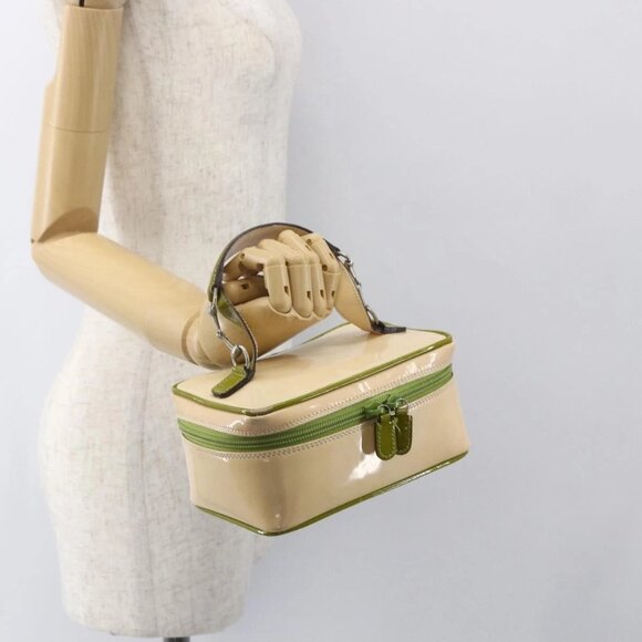 Authentic GUCCI Vanity Hand Pouch Patent Leather bst276-121625 - Picture 16 of 16